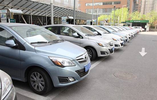 共享汽車會駛向何方？——風(fēng)口下的機(jī)遇與挑戰(zhàn)